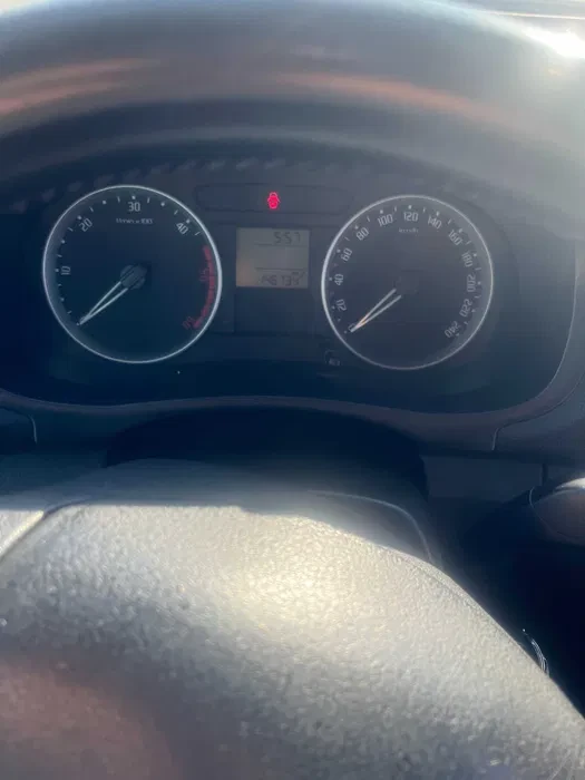 Skoda Fabia, снимка 5 - Автомобили и джипове - 52978914