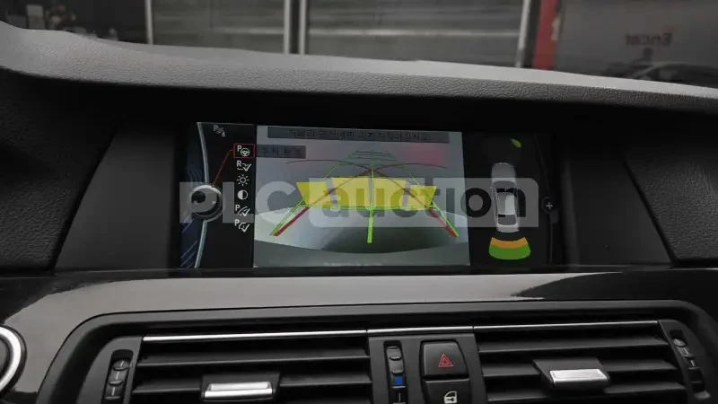 BMW 528 i /HEAD-UP/ПОДГРЕВ/ВКЛЮЧЕН ТЕХНОТЕСТ, снимка 6 - Автомобили и джипове - 54219198