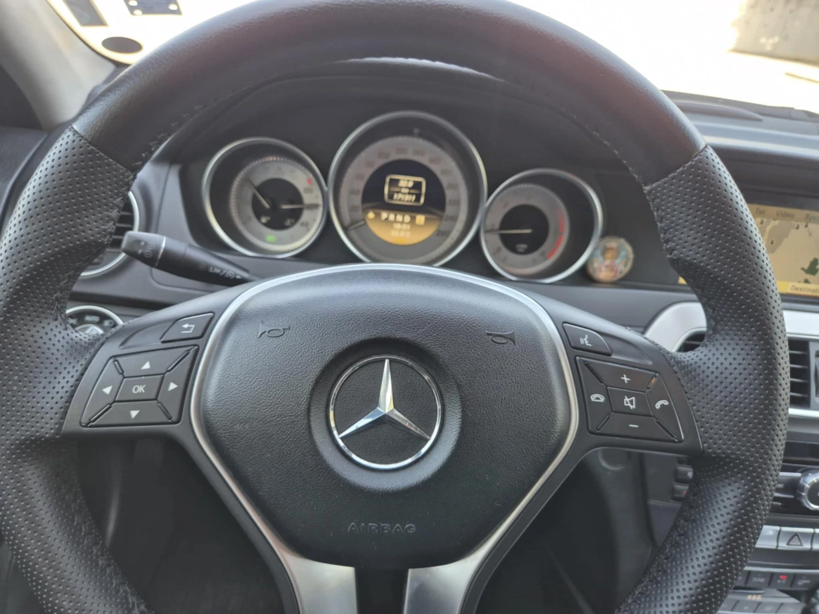 Mercedes-Benz C 220 Avantgarde  - изображение 7
