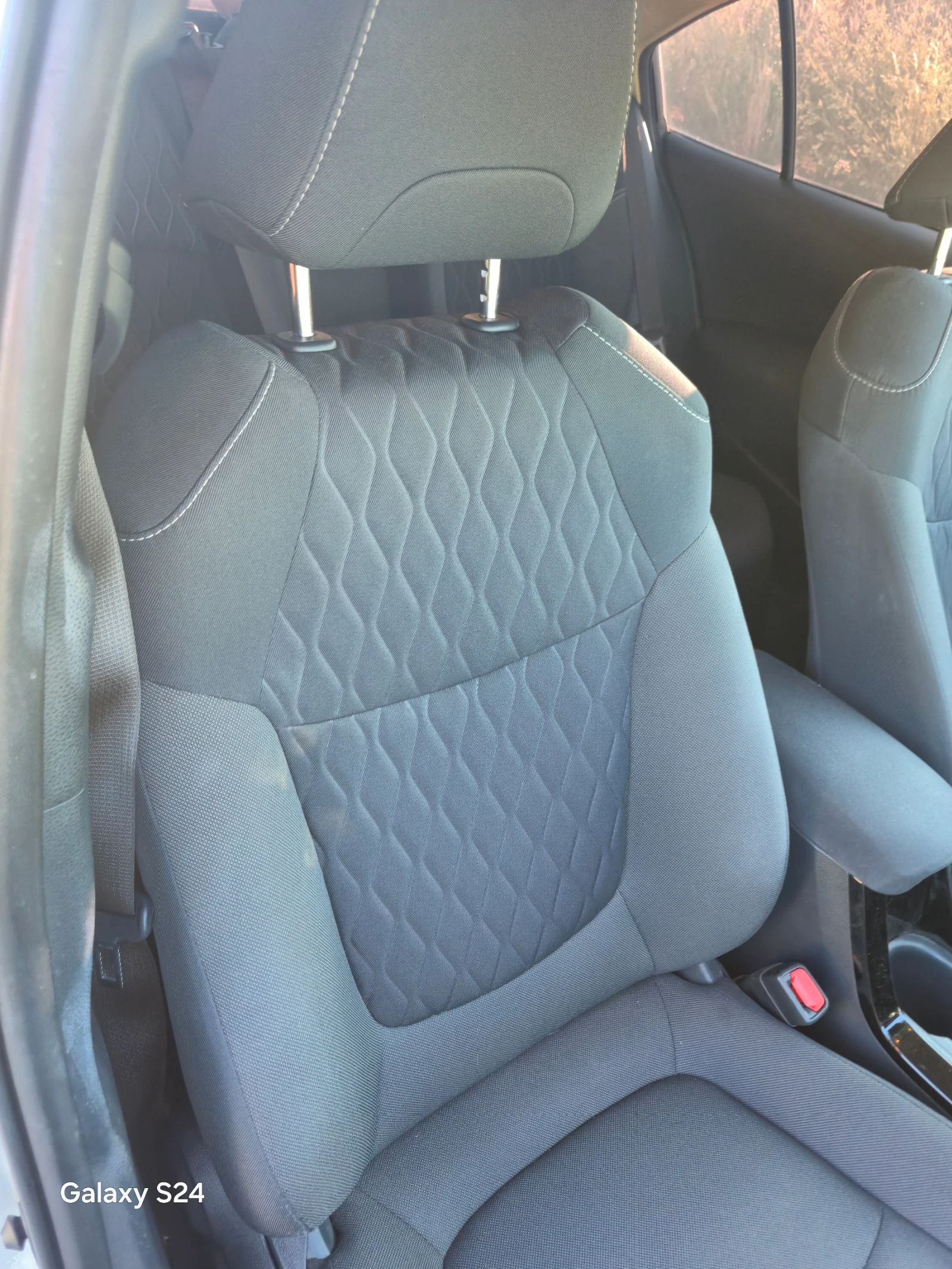 Toyota Corolla Executive + в ГАРАНЦИЯ - изображение 4