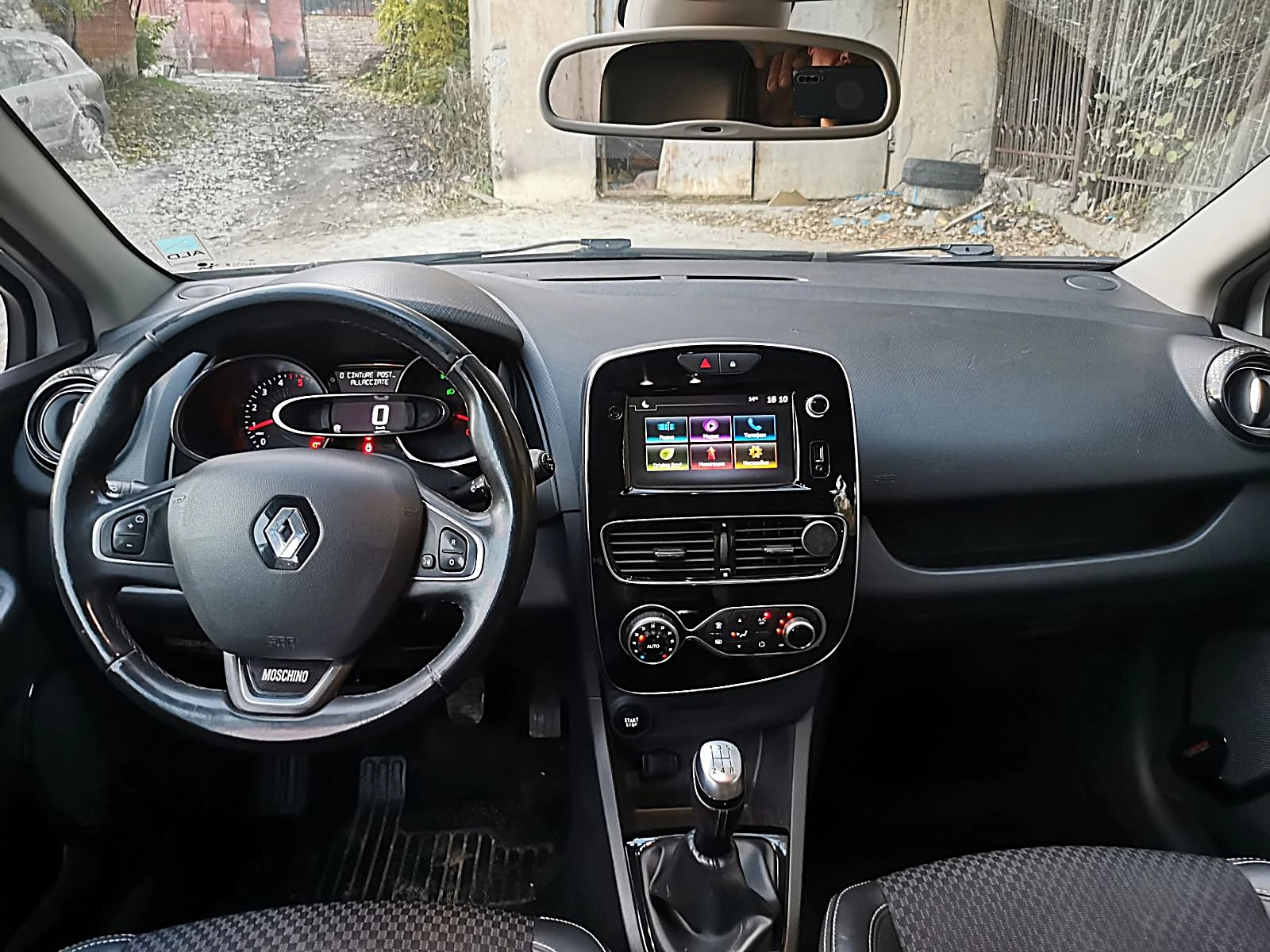 Renault Clio 1.5dCi, MOSCHINO - изображение 9