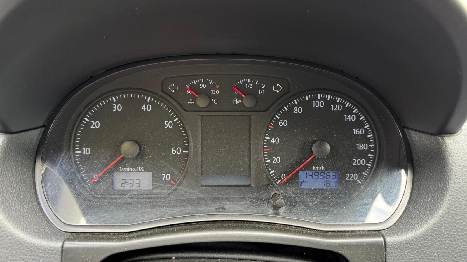 VW Polo Mk4 9N3, 1.4i, АВТОМАТИК, летни + зимни гуми - изображение 10