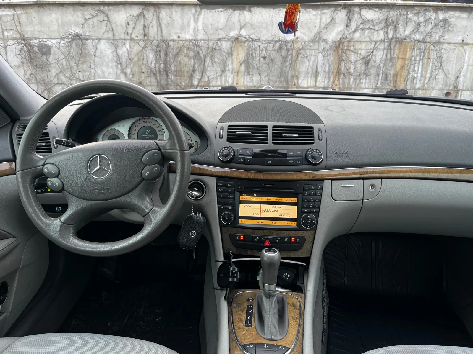 Mercedes-Benz E 280 FACE* CDI* AUTOM* PODGR* , снимка 5 - Автомобили и джипове - 53712508