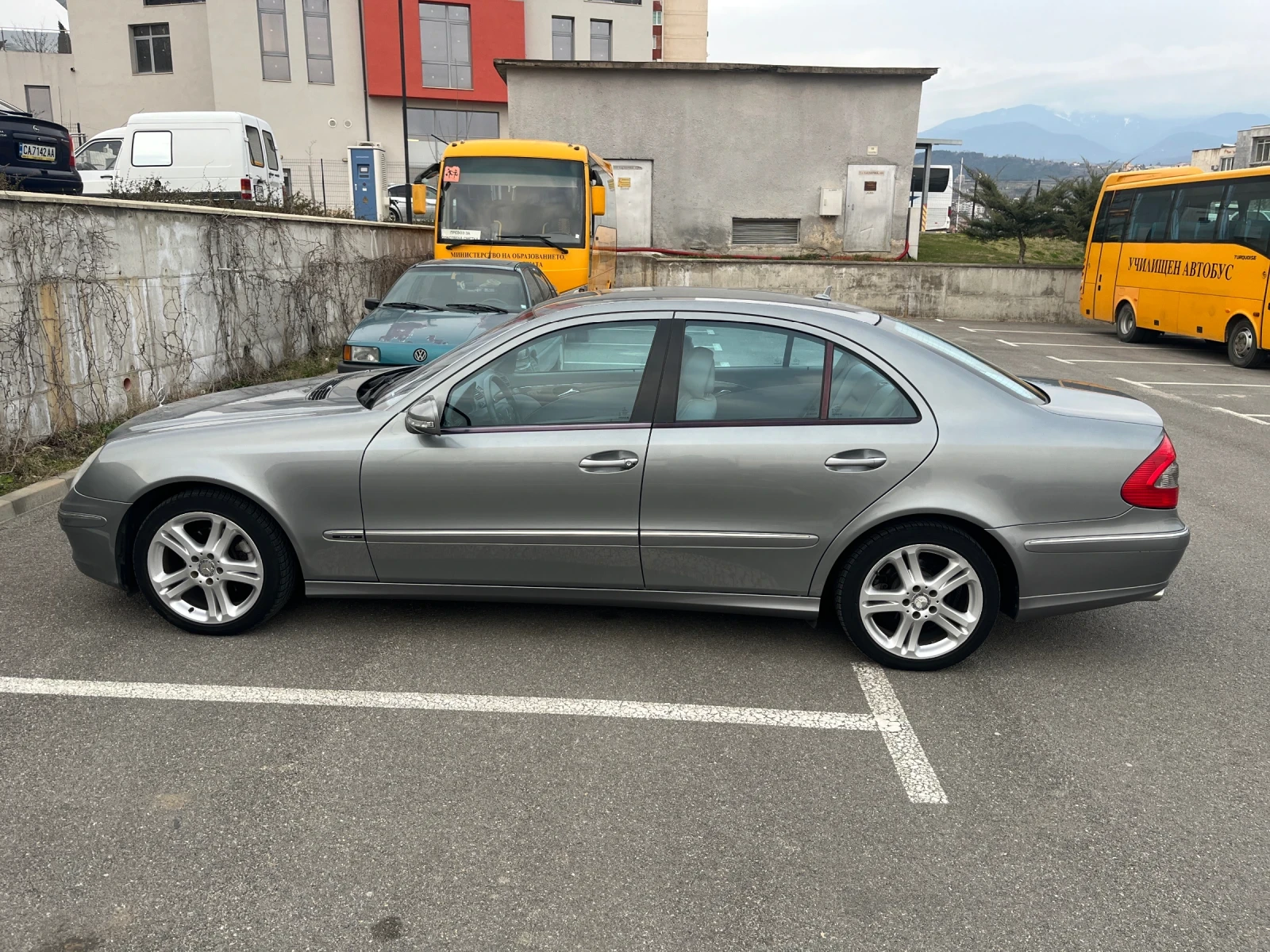 Mercedes-Benz E 280 FACE* CDI* AUTOM* PODGR* , снимка 4 - Автомобили и джипове - 53712508