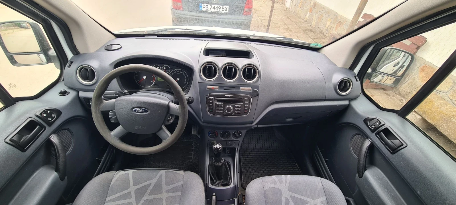 Ford Tourneo Connect Connekt, снимка 11 - Автомобили и джипове - 54682374