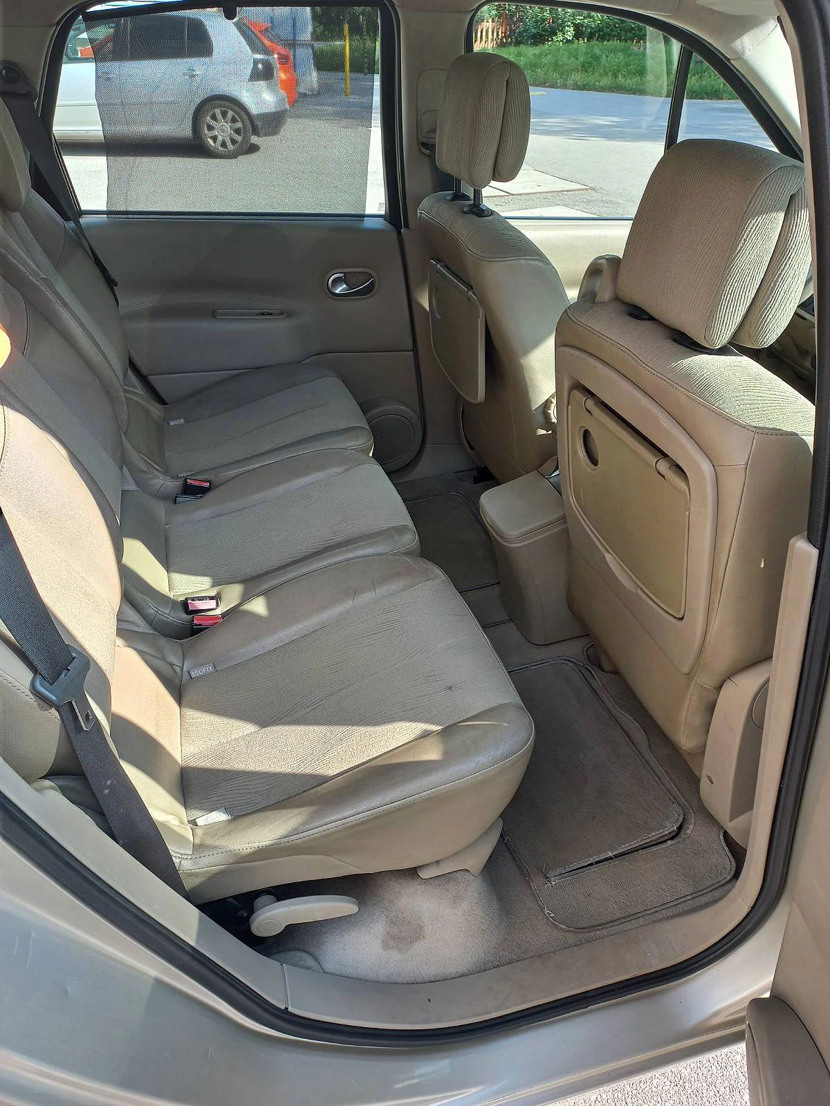 Renault Grand scenic 1.9 DCI, снимка 7 - Автомобили и джипове - 54809234
