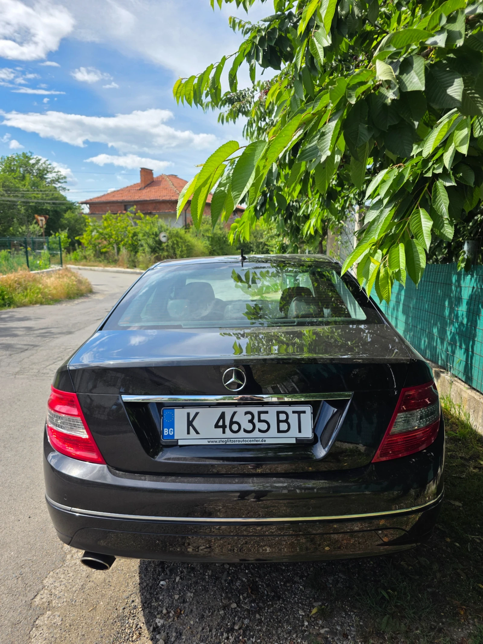 Mercedes-Benz C 220, снимка 4 - Автомобили и джипове - 54894557