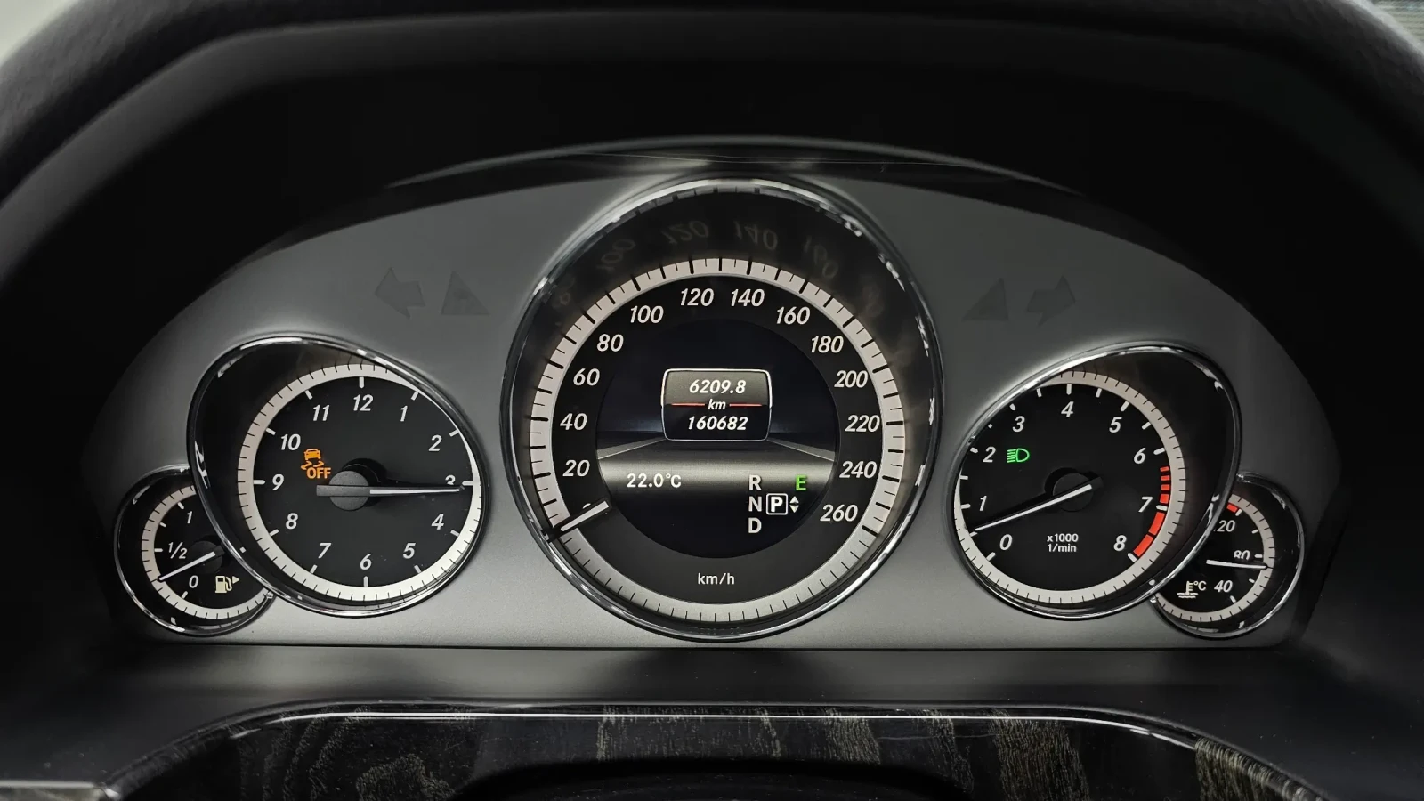 Mercedes-Benz E 300 AMG LINE/ПОДГЕВ/360CAM/PANO, снимка 7 - Автомобили и джипове - 55202978
