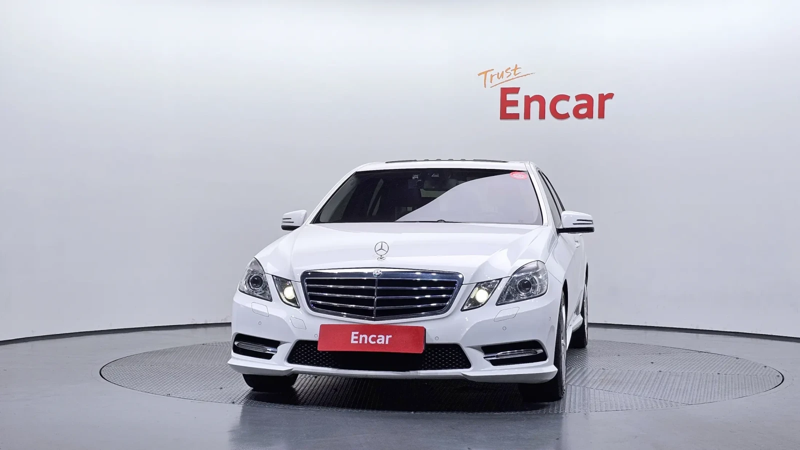 Mercedes-Benz E 300 AMG LINE/ПОДГЕВ/360CAM/PANO, снимка 3 - Автомобили и джипове - 55202978