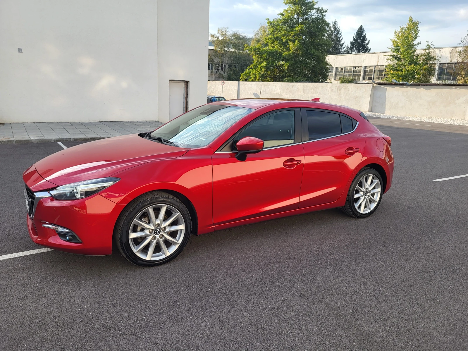 Mazda 3 лек автомобил, снимка 12 - Автомобили и джипове - 55416954