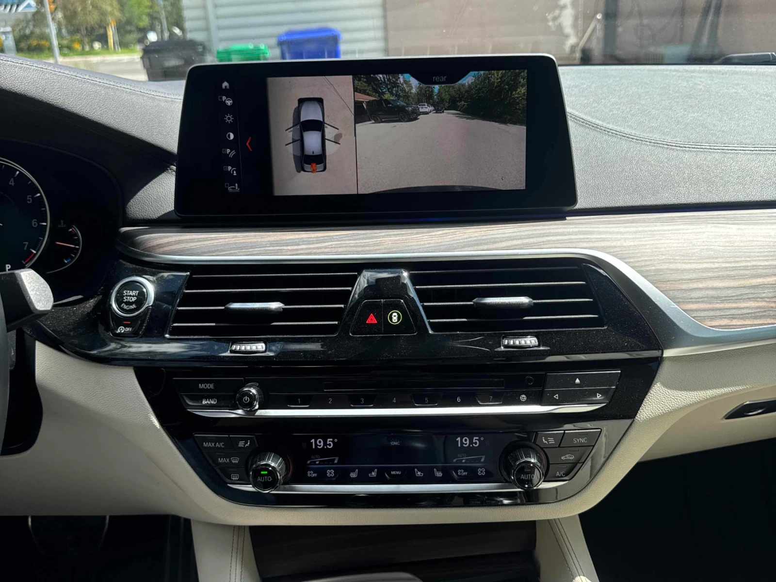 BMW 540 XDRIVE* HARMAN KARDON* HEAD-UP* 360* ПОДГРЕВ* ОБДУ, снимка 8 - Автомобили и джипове - 55494634