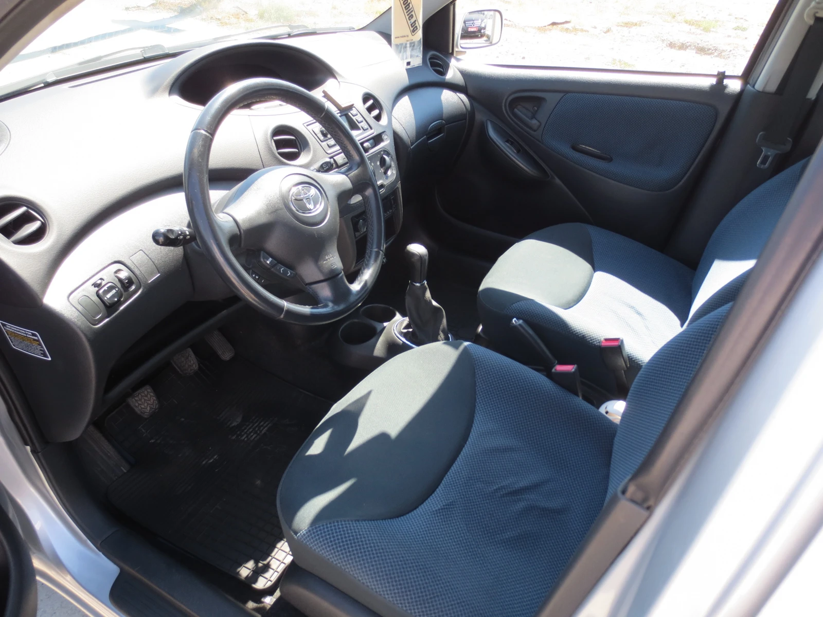 Toyota Yaris 1.4 D4D, снимка 9 - Автомобили и джипове - 55703002