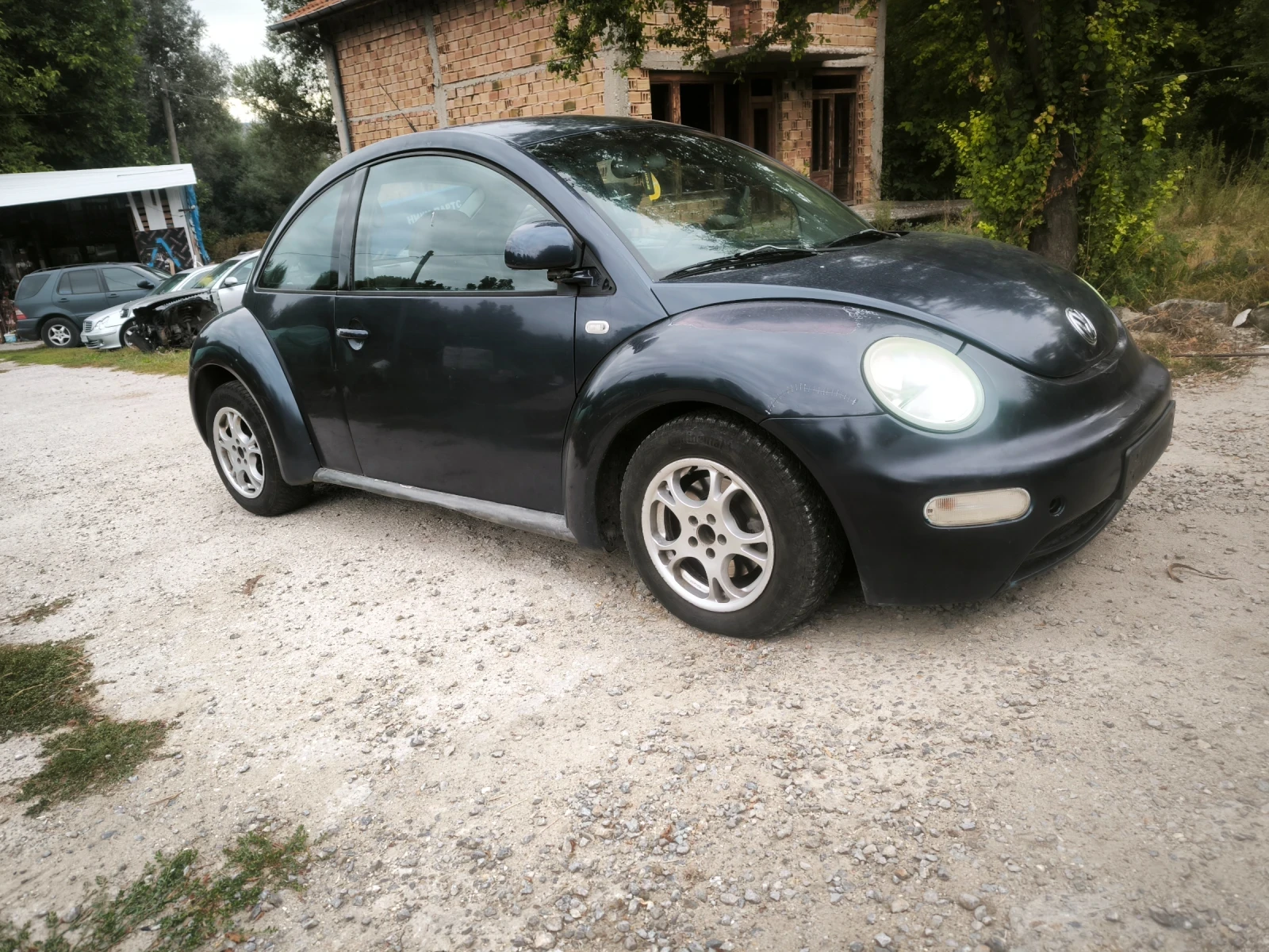 VW New beetle, снимка 3 - Автомобили и джипове - 56512986