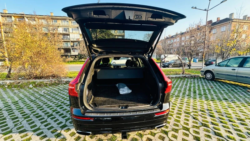 Volvo XC60 T8, снимка 10 - Автомобили и джипове - 52501005