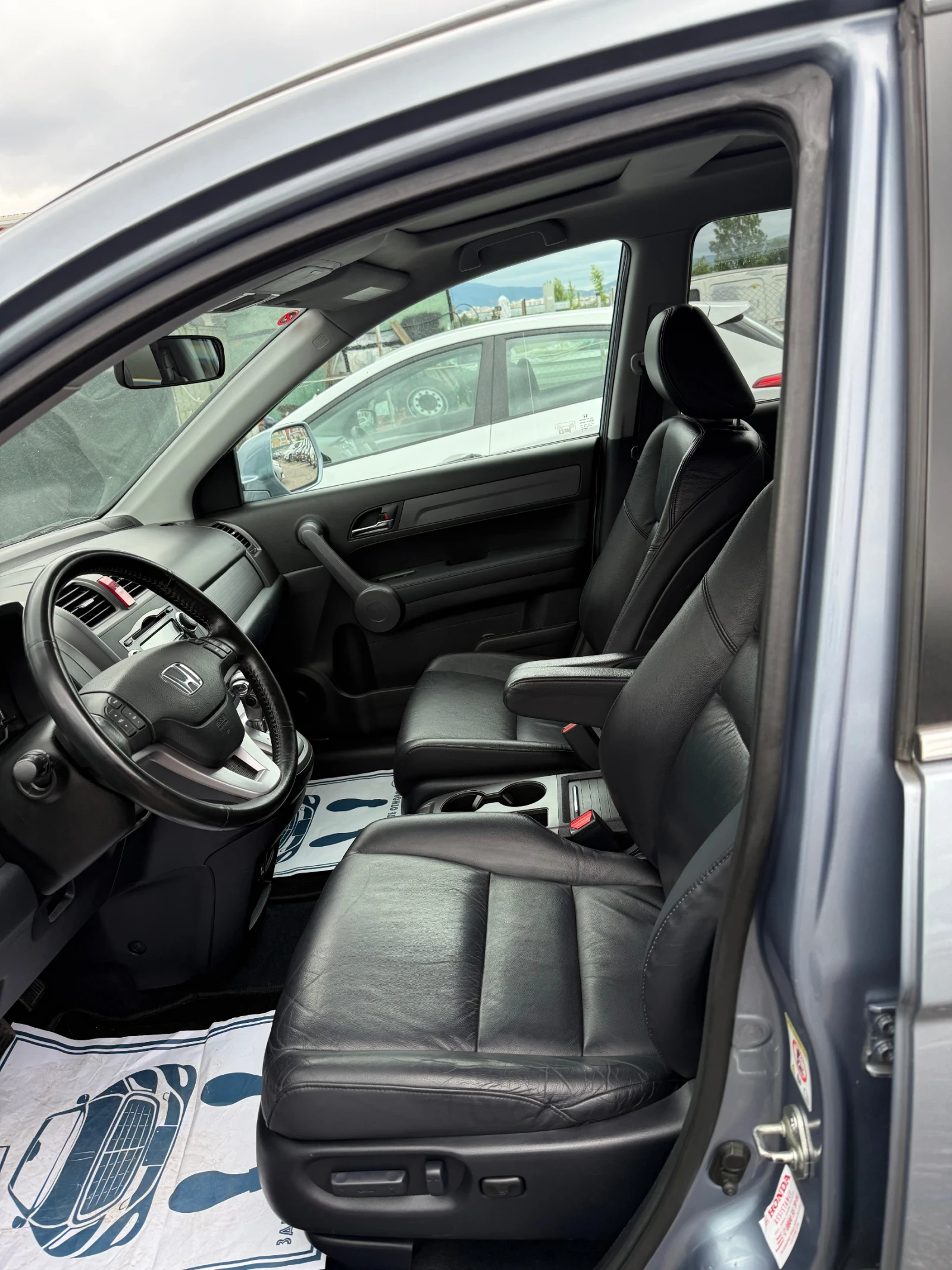 Honda Cr-v 2.0IVTEC 150к.с Швейцария Executive 4x4 - изображение 9