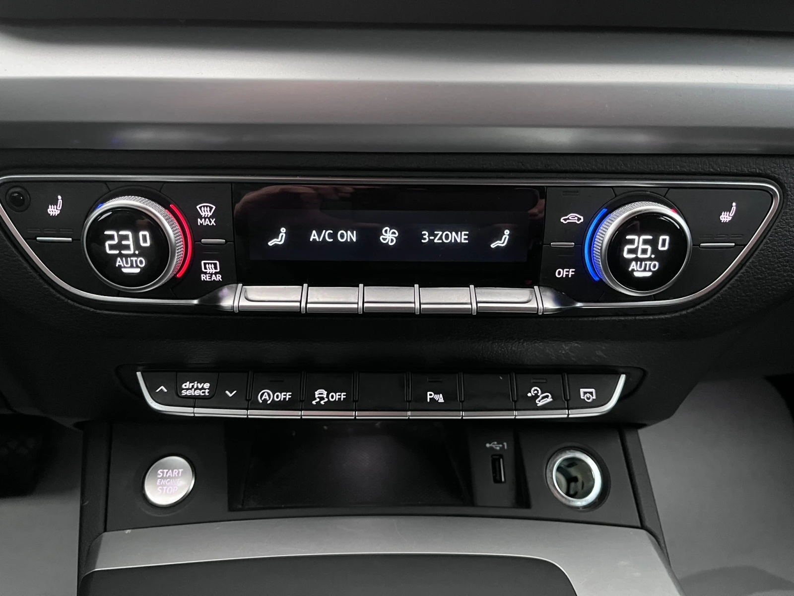 Audi Q5 40 TDI Quattro , снимка 12 - Автомобили и джипове - 53726966