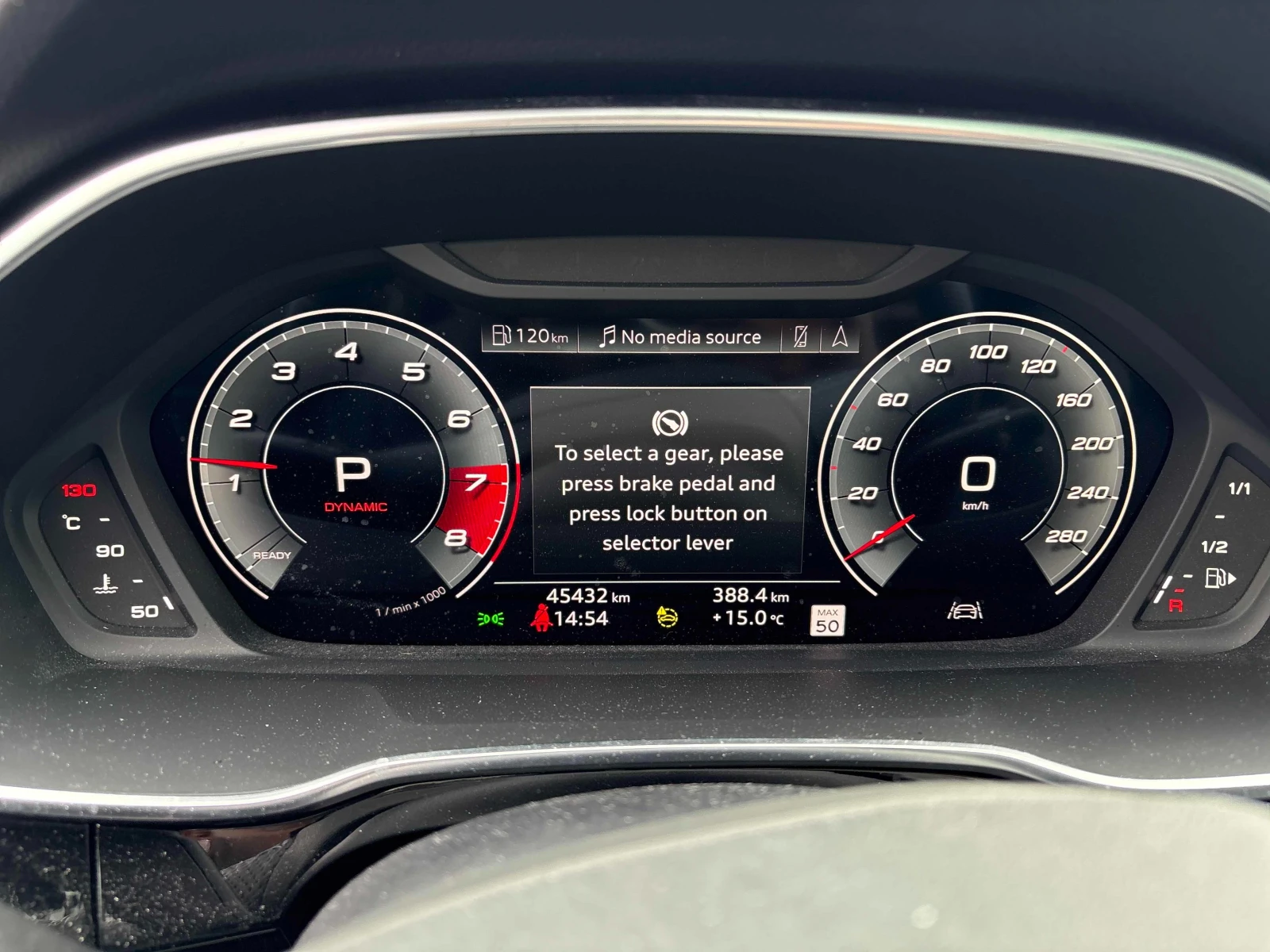 Audi Q3 Progressiv * * S-Line ����� * * CARFAX * *  | Mobile.bg � ����������� 8