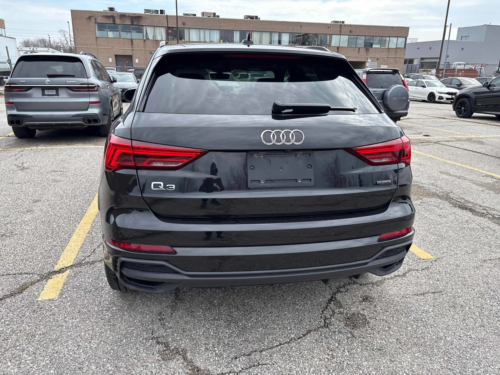 Audi Q3 Progressiv * * S-Line ����� * * CARFAX * *  | Mobile.bg � ����������� 5
