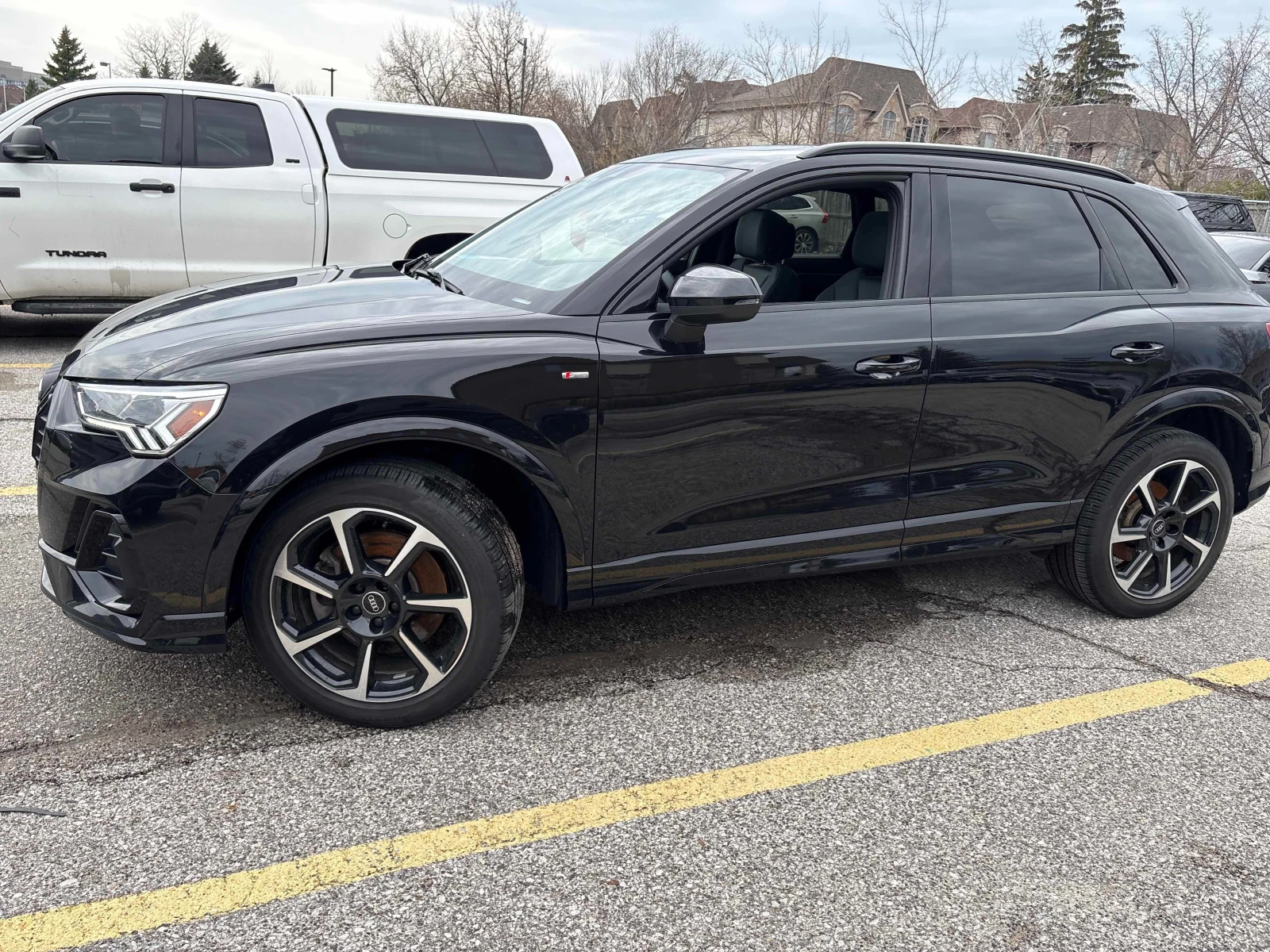 Audi Q3 Progressiv * * S-Line ����� * * CARFAX * *  | Mobile.bg � ����������� 3