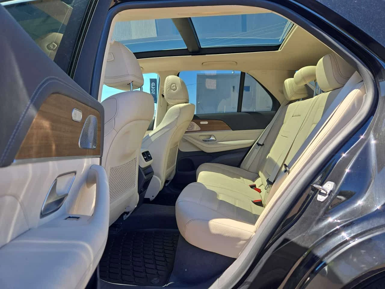Mercedes-Benz GLE 450 4МАTIC* DISTRONIC* BURMESTER* 360, снимка 16 - Автомобили и джипове - 54652996