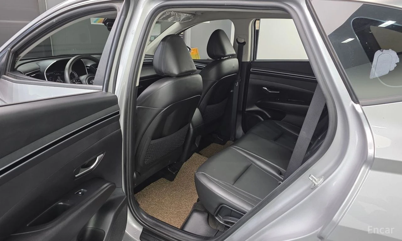 Hyundai Tucson 2.0D Modern 4x4* ПОДГРЕВ* КАМЕРА* КРАЙНА ЦЕНА* , снимка 15 - Автомобили и джипове - 54765433