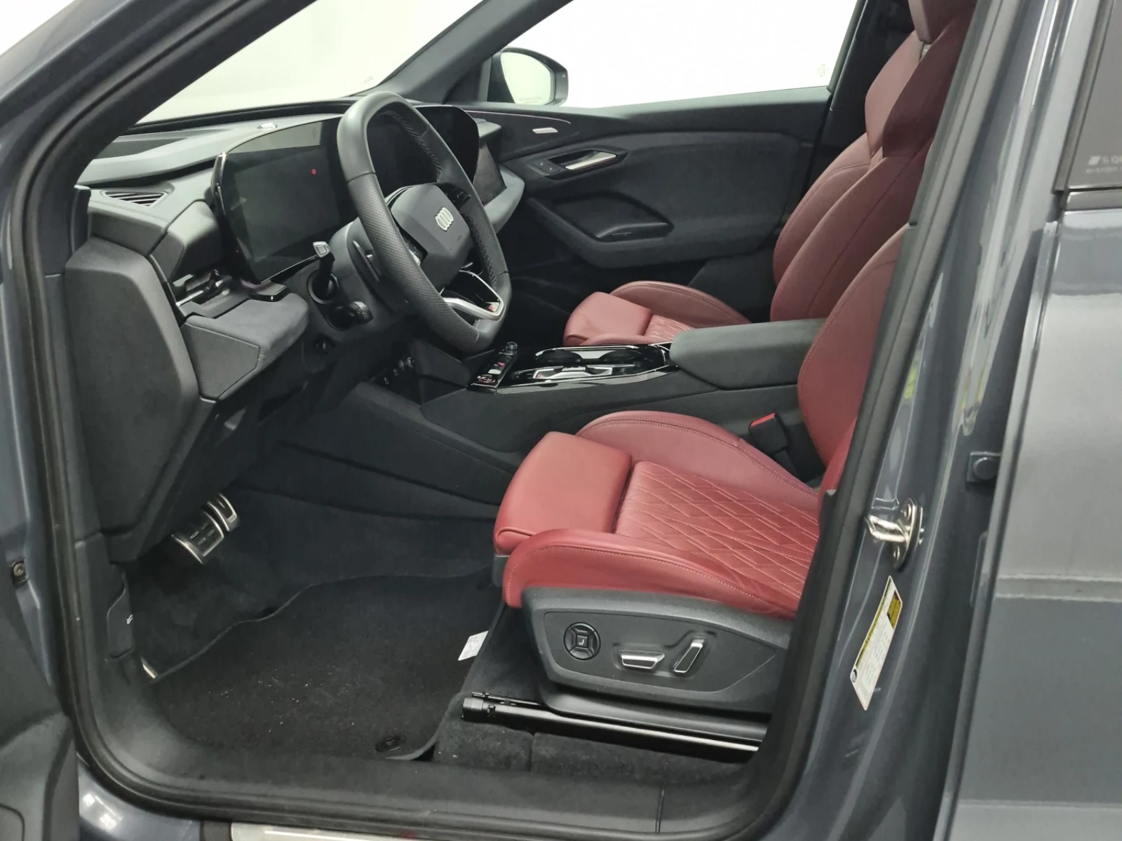 Audi Q6  SQ6 e-tron TECHNIK, снимка 9 - Автомобили и джипове - 55094577