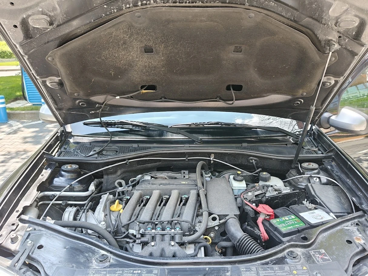 Dacia Duster 1.6 LPG, снимка 11 - Автомобили и джипове - 55318807