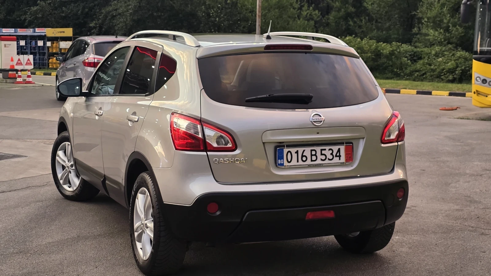 Nissan Qashqai ���� ������ ������ ������ 4 �� 4 | Mobile.bg � ����������� 8