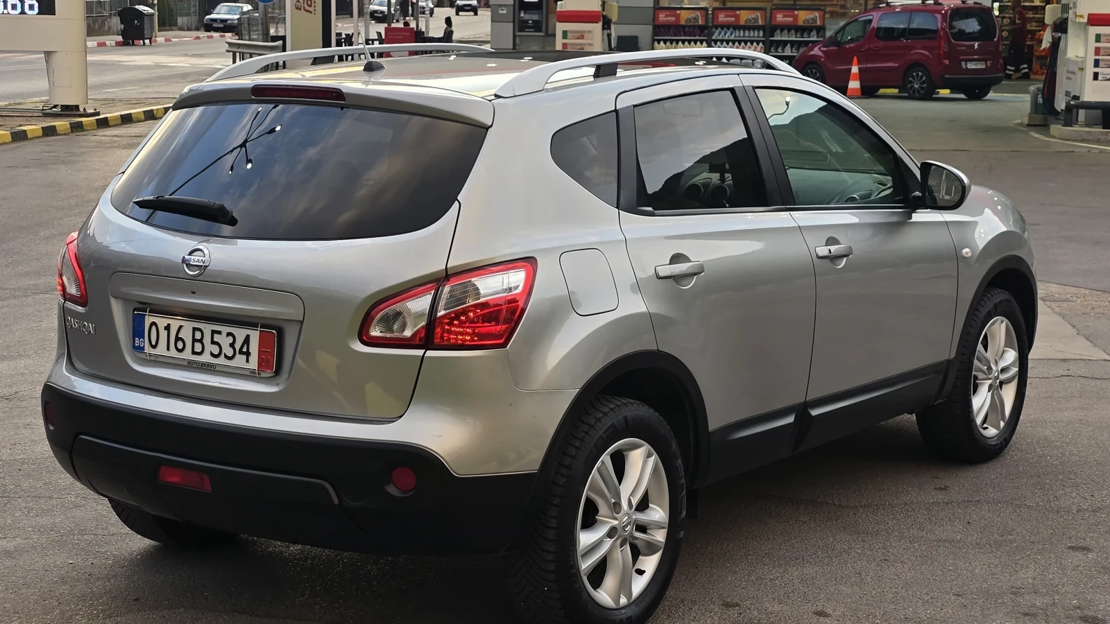 Nissan Qashqai ���� ������ ������ ������ 4 �� 4 | Mobile.bg � ����������� 7