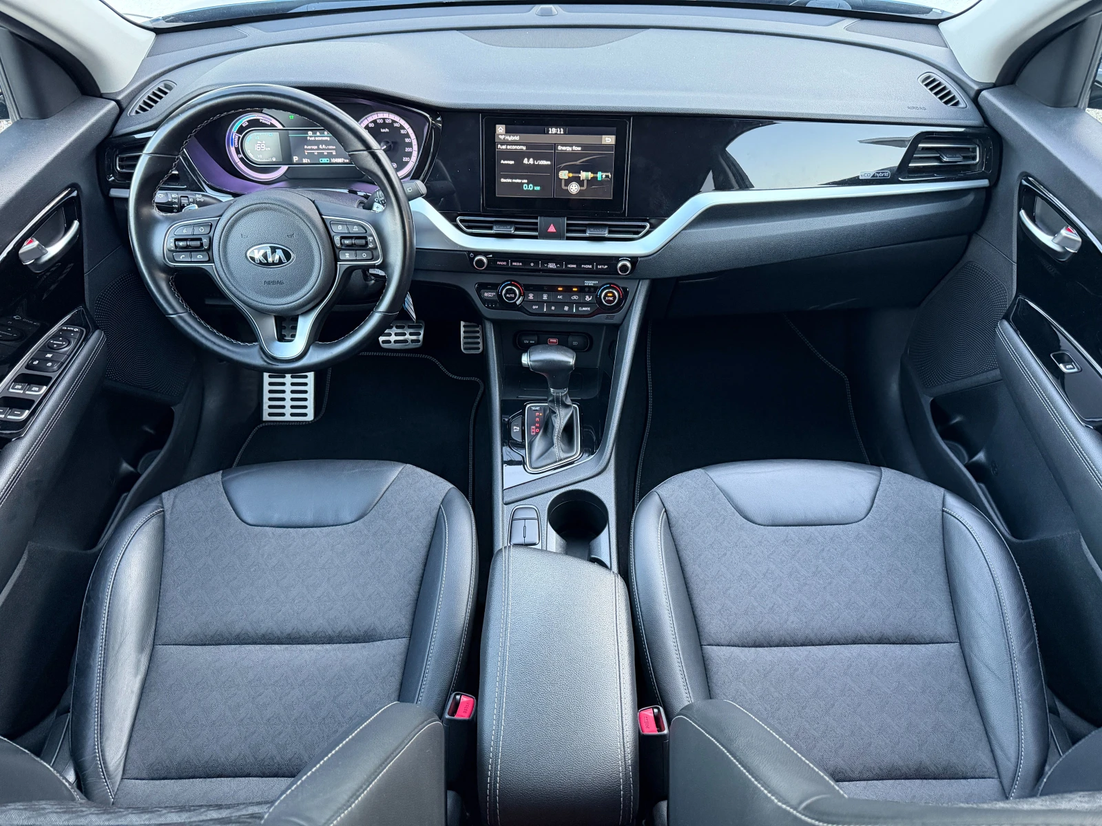 Kia Niro Hybrid 1.6GDi HEV 104000km, снимка 7 - Автомобили и джипове - 55618623