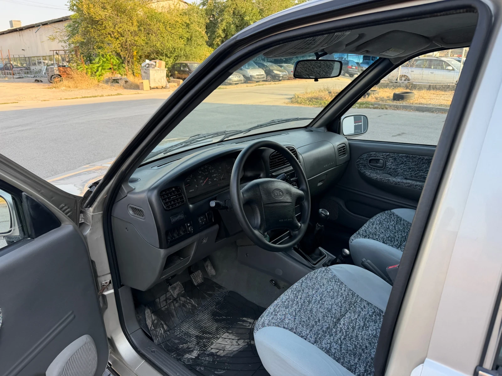 Kia Sportage 2.0d 4х4 КЛИМАТИК, снимка 9 - Автомобили и джипове - 55777808