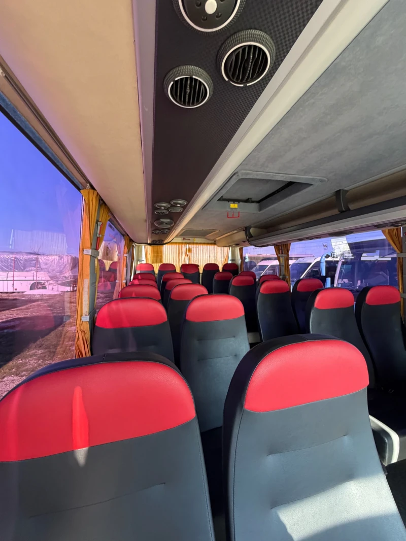 Iveco Daily 65C 27 места, снимка 12 - Бусове и автобуси - 52935237