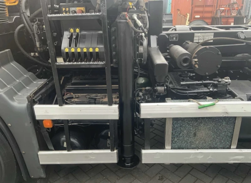 Man Tgs 26.360 Palfinger 3 странно изсипване 6х4, снимка 11 - Камиони - 51777881