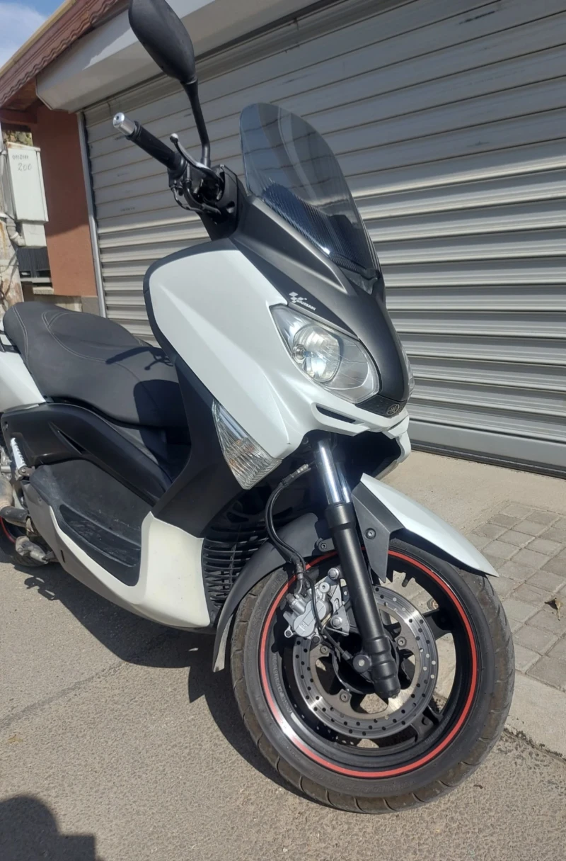 Yamaha X-max 250i