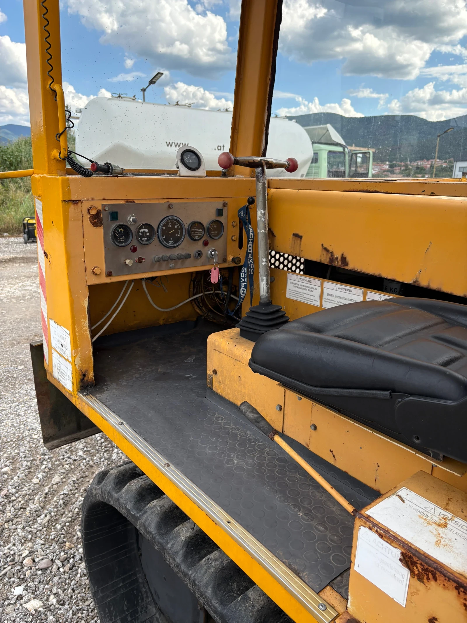 ����� ������� Atlas Copco Morooka MST800 | Mobile.bg � ����������� 5