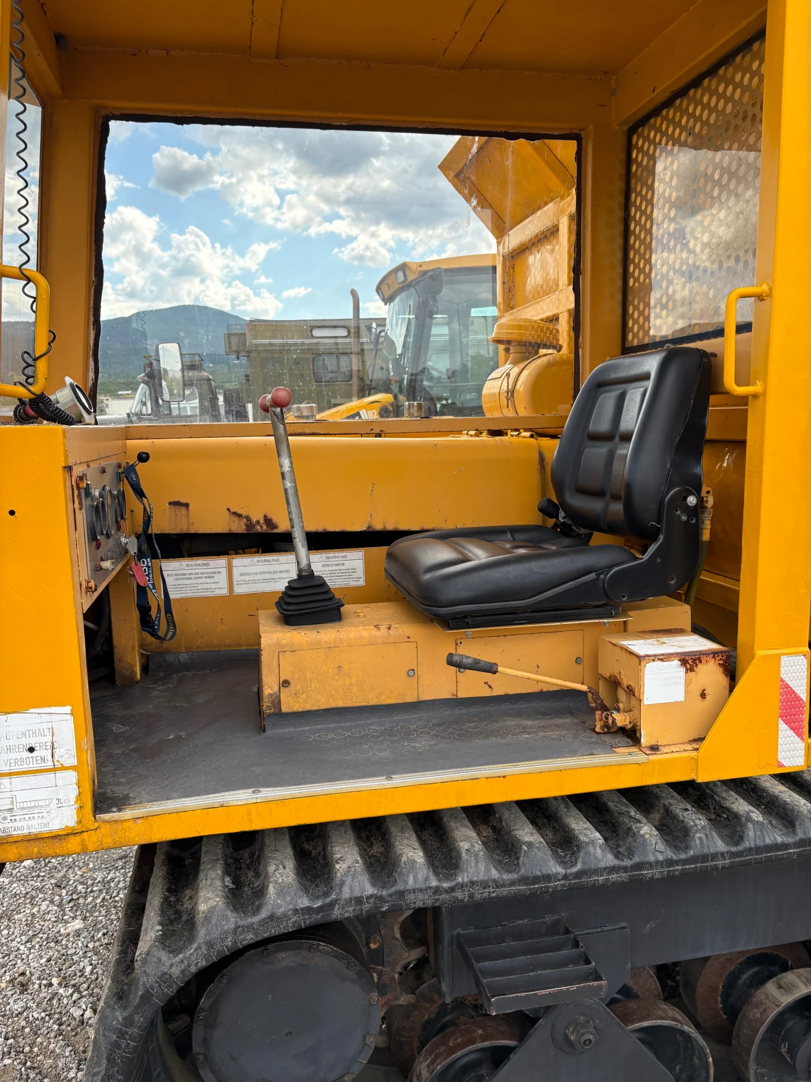 ����� ������� Atlas Copco Morooka MST800 | Mobile.bg � ����������� 6