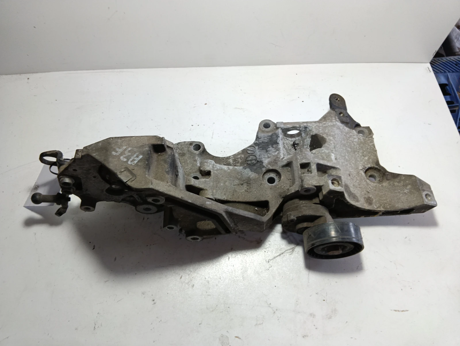 планка 03L903143D 2.0TDI  Audi A3