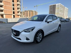 Mazda 2 1.5i SkyActiv-G Revolution Automat, снимка 2