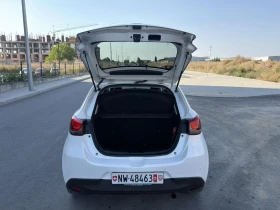 Mazda 2 1.5i SkyActiv-G Revolution Automat, снимка 8