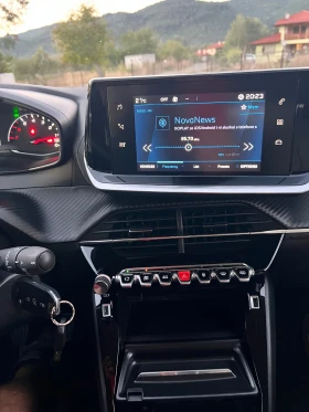 Peugeot 208 1.2 puretech Allure Pack , снимка 12