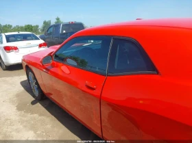 Dodge Challenger 3.6L V-6 DOHC, VVT, 305HP All Wheel Drive | Mobile.bg    6