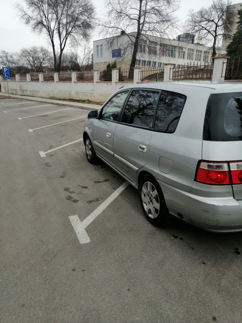 Kia Carens, снимка 5 - Автомобили и джипове - 46662663