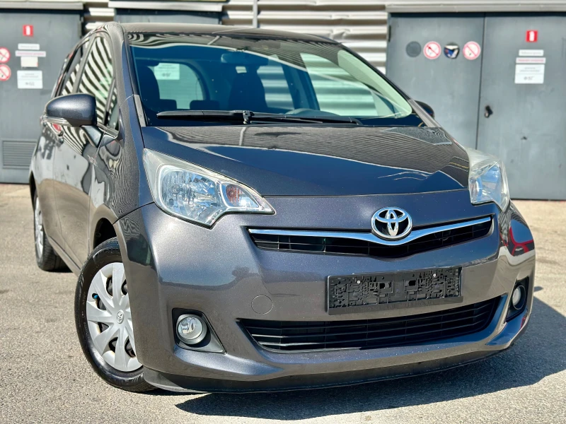 Toyota Verso S 1.3 I * ПАНОРАМА* НАВИ* КАМЕРА* , снимка 1 - Автомобили и джипове - 47196994