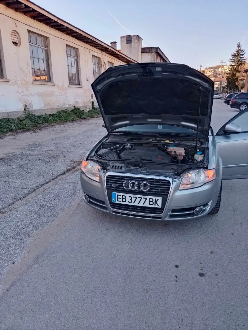 Audi A4 2.0 tdi, снимка 3 - Автомобили и джипове - 47806336