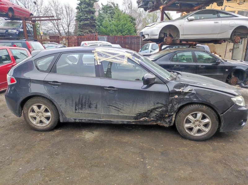 Subaru Impreza 1.5, снимка 2 - Автомобили и джипове - 49659433
