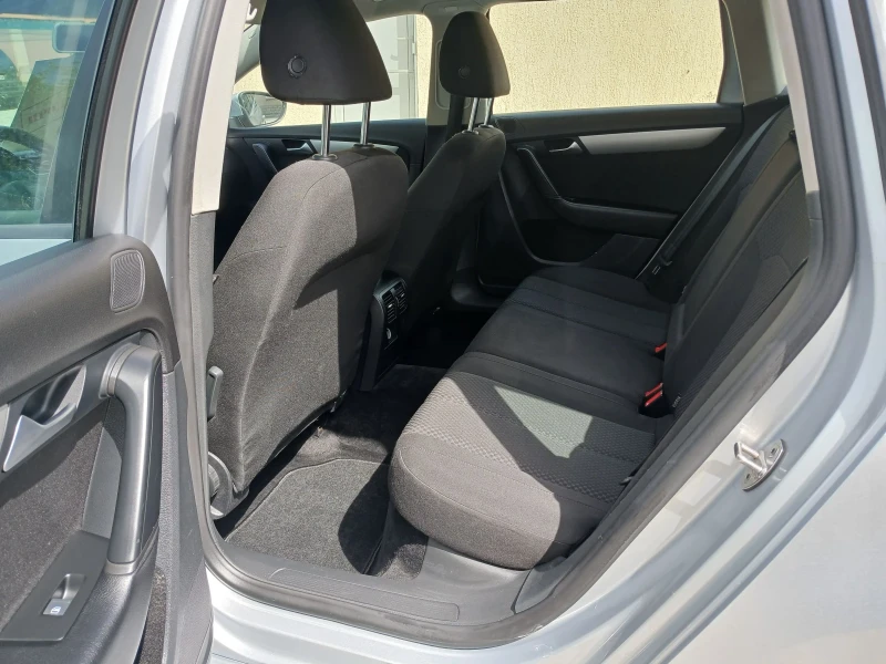 VW Passat, снимка 8 - Автомобили и джипове - 49941315