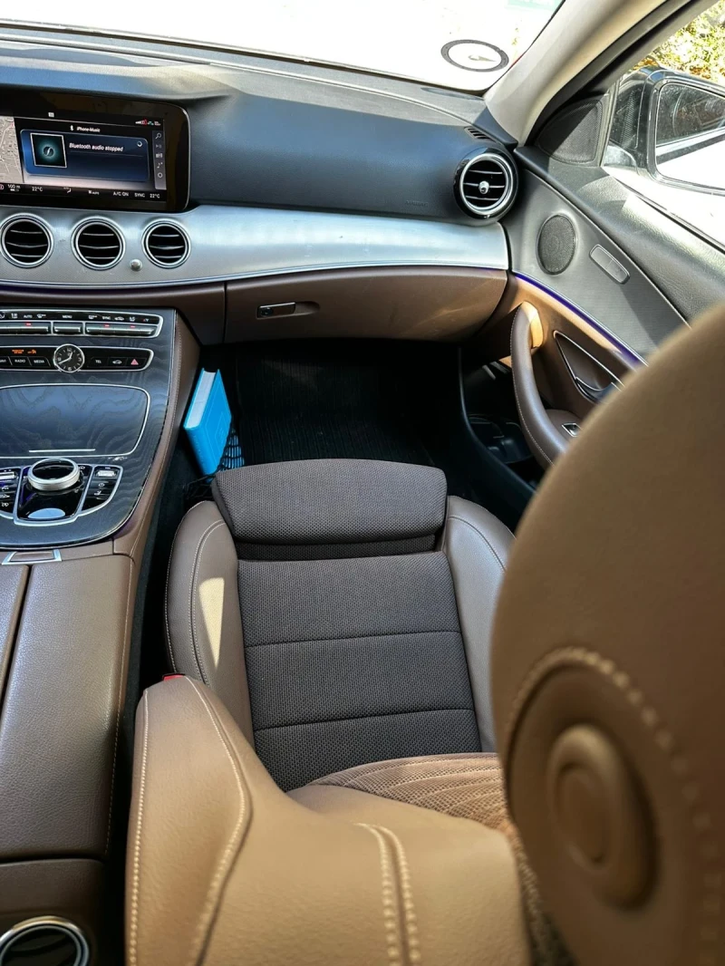 Mercedes-Benz E 220  9G-Tronic, снимка 12 - Автомобили и джипове - 52596177