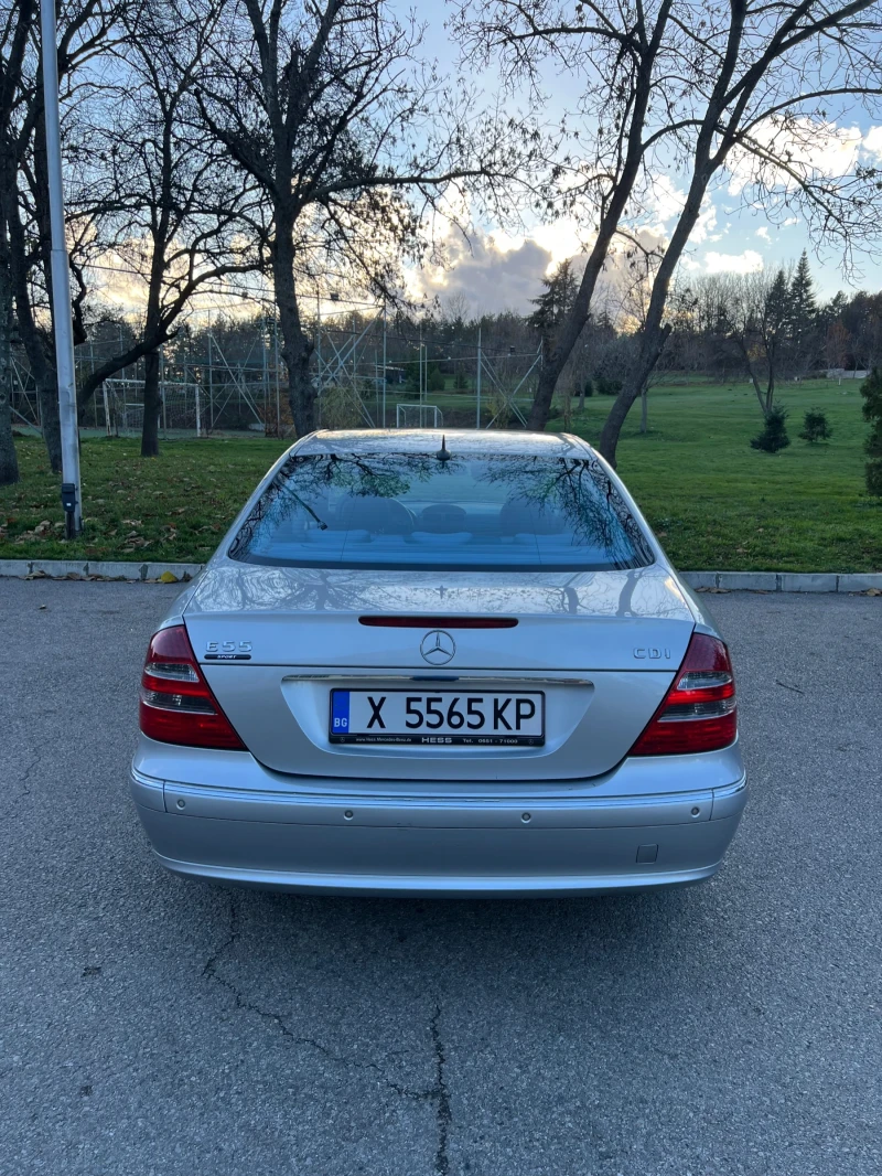 Mercedes-Benz E 320, снимка 8 - Автомобили и джипове - 52598015