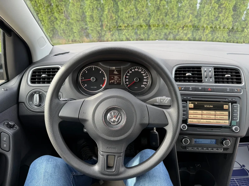 VW Polo 1.6tdi 90k.c* Климатроник* Подгрев* ЛИЗИНГ, снимка 12 - Автомобили и джипове - 52539437