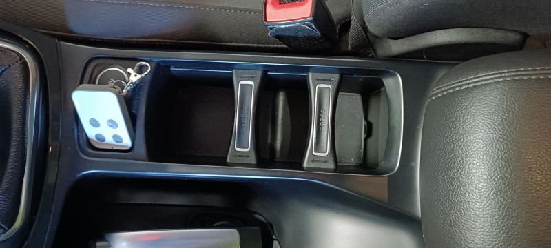 Ford C-max 1.5 внос от Франция реални км., снимка 12 - Автомобили и джипове - 53396009